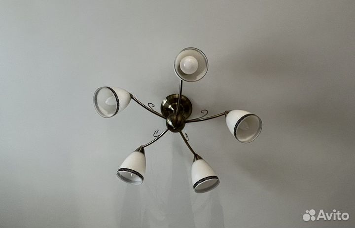 Люстра потолочная