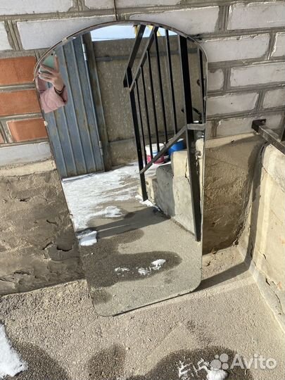 Зеркало настенное