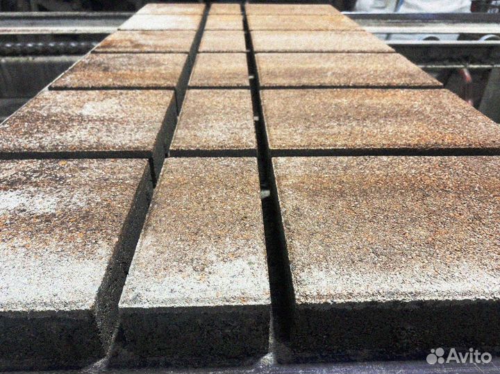 Тротуарная плитка и поребрик