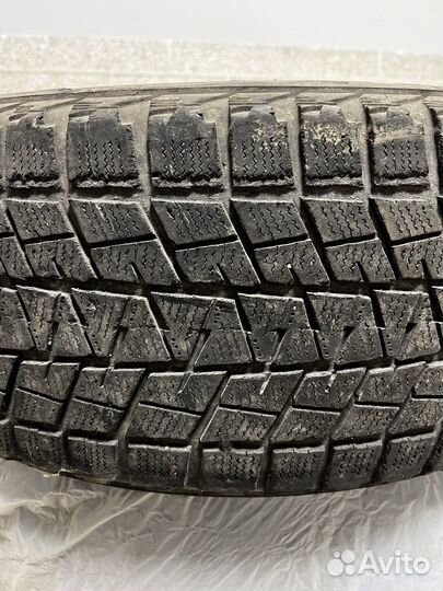 Bridgestone Blizzak DM-V1 235/60 R18