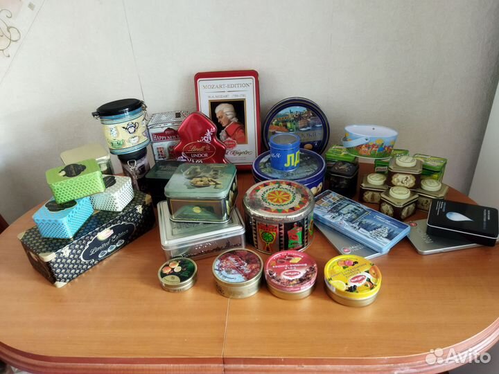 Банки коробочки жестяные
