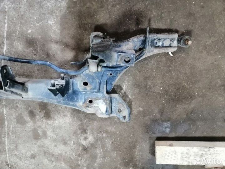 Подрамник Kia Spectra