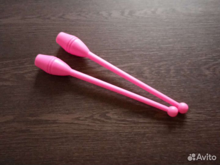 Булавы гимнастические