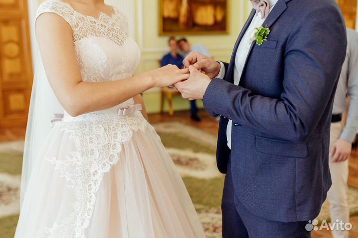 Платье свадебное