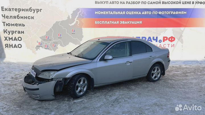Панель задняя Ford Mondeo 3 (B4Y) 1119028