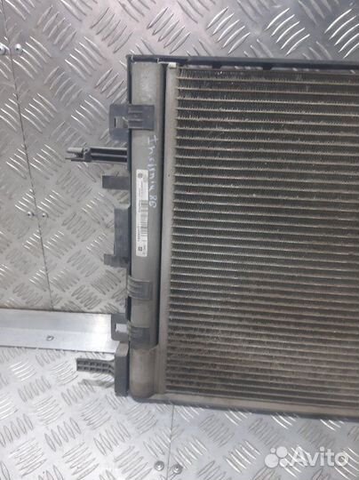 Радиатор кондиционера Opel Insignia A A20NHT 2011