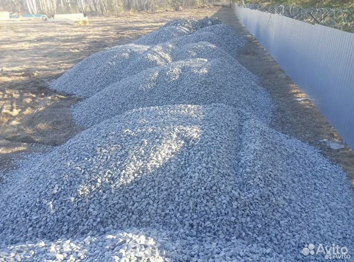 Щебень отсев речной песок торф чернозем и прочее