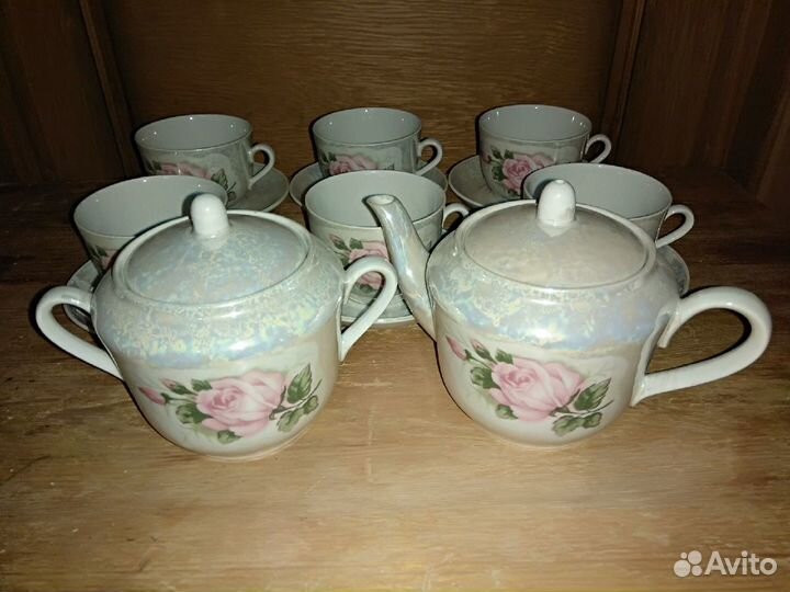 Новый перламутровый чайный сервиз 