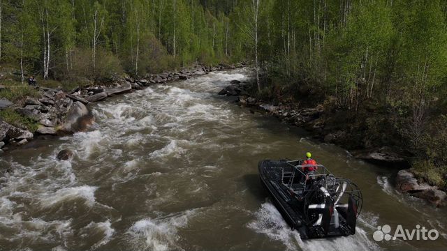 Аэролодка SibEX Читер 250 л.с Турбо R20 + прицеп