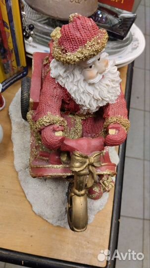 Дед мороз под елку