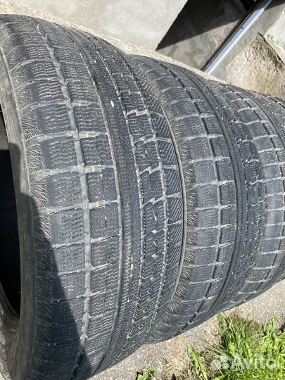 Nitto NT90W 235/60 R18
