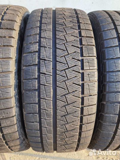 Pirelli Ice Asimmetrico 235/50 R18 97Q