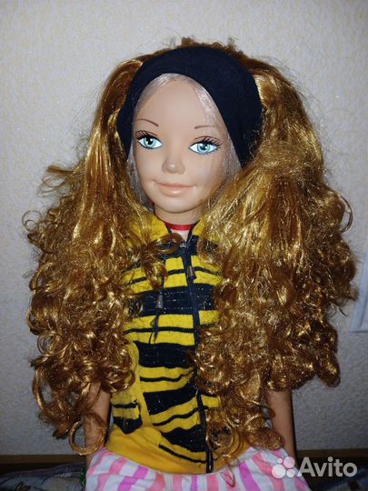 Карнавальный парик