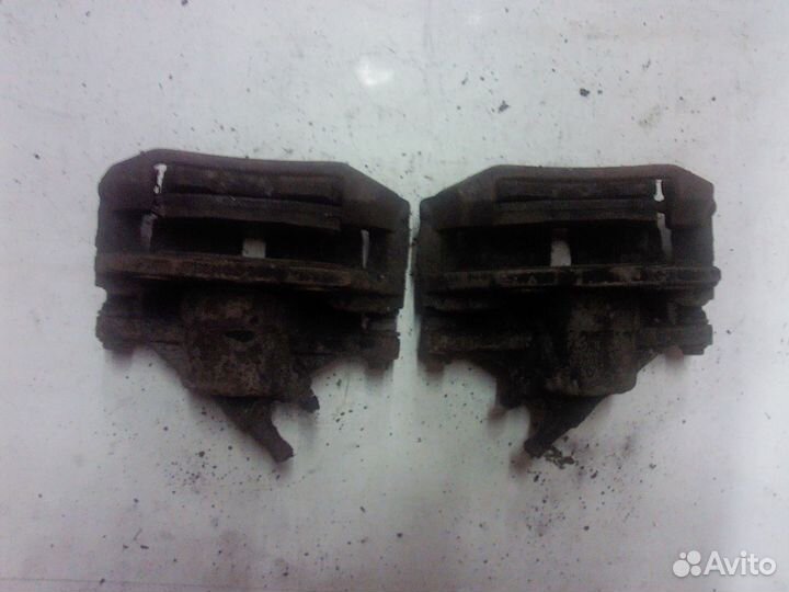 Суппорт передний Ford Mondeo 3