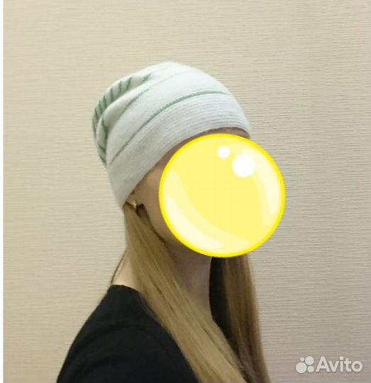 Шапка-бини ручной работы