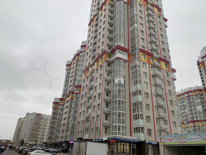 1-к. квартира, 47 м², 12/25 эт.