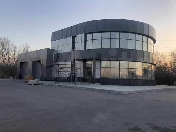 Здание, 628.6 м²