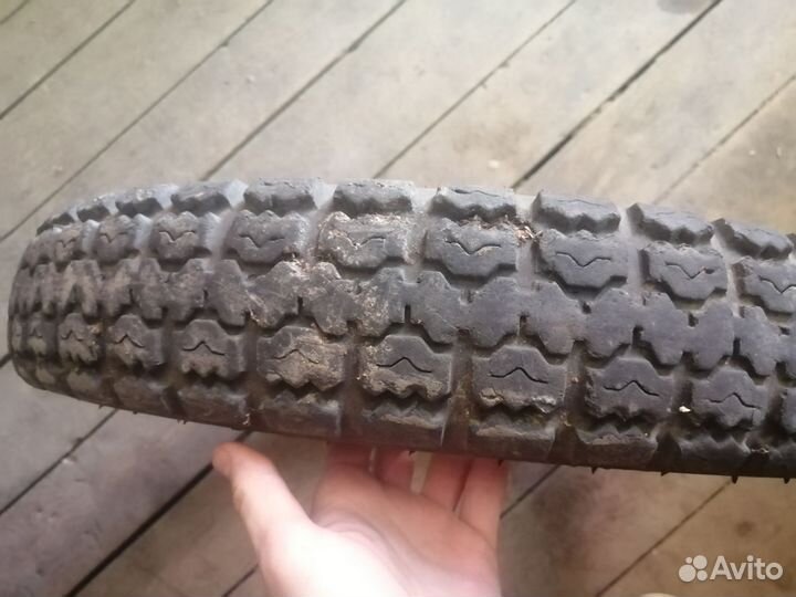 Покрышка на мотоцикл 18