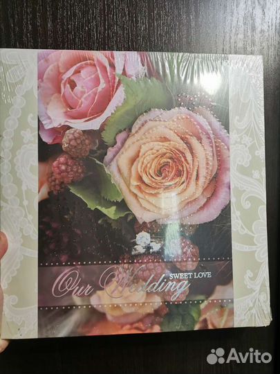 Свадебный альбом новый 32х33 см