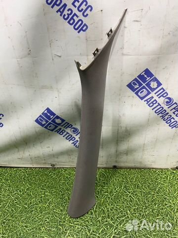 Обшивка салона передняя правая Volvo S40 седан 2.4