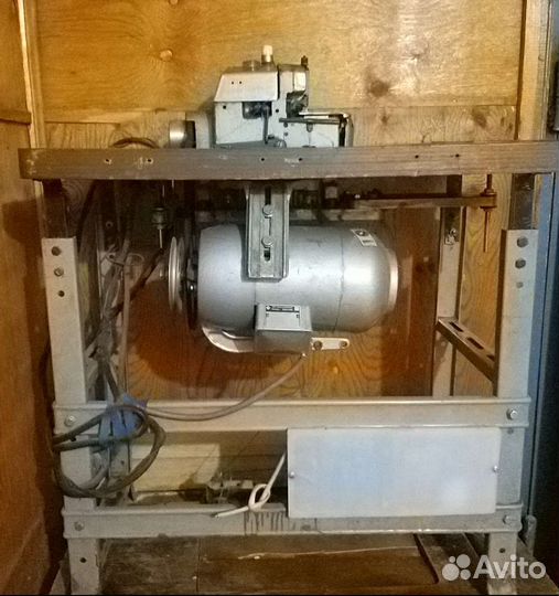 Оверлок промышленный бу