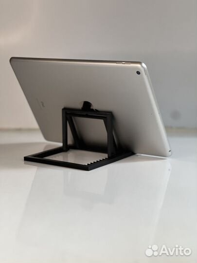 Подставка под планшет/ноутбук/телефон
