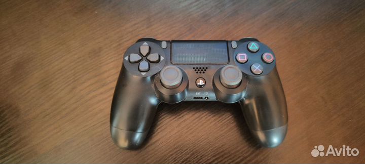 Sony PS4 геймпад