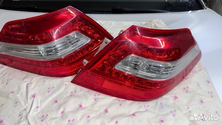 Задние стопы Nissan Teana J32