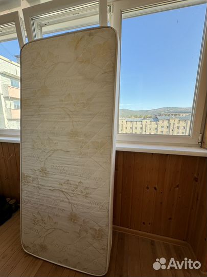Матрац 90 200 бу