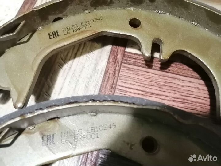 Колодки на руч тормоз MiLes для Land Cruzer 100