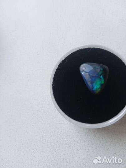 Чёрный опал