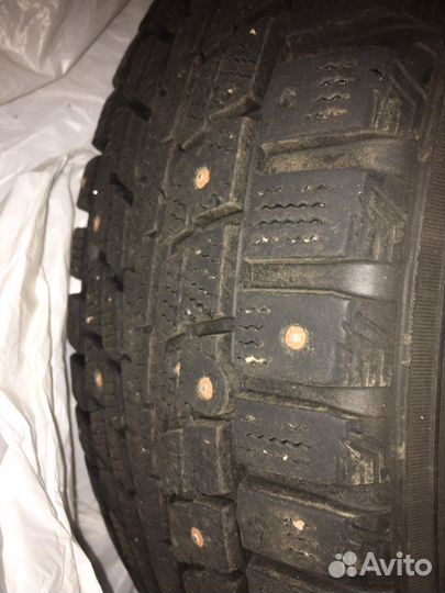 Шины 195/65/15 Диски мерседес R15