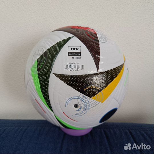 Футбольный мяч adidas Чемпионат Европы 2024