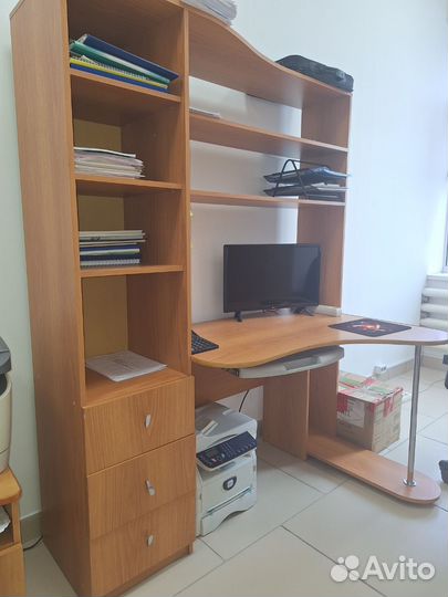 Офисная мебель, стол - шкаф