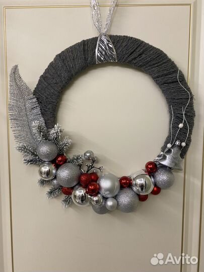 Новогодний венок ручной работы