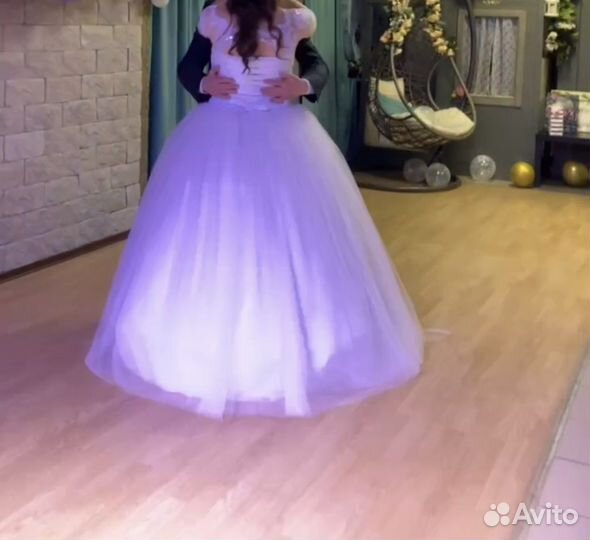 Свадебное платье