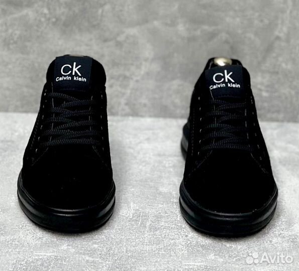 Кроссовки Calvin Klein стильные