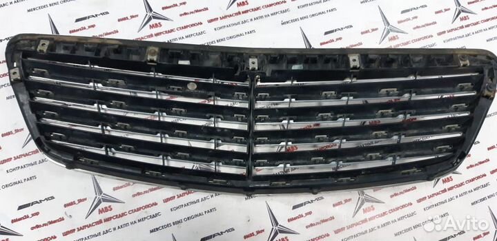 Решетка радиатора w221 мерседес дефект