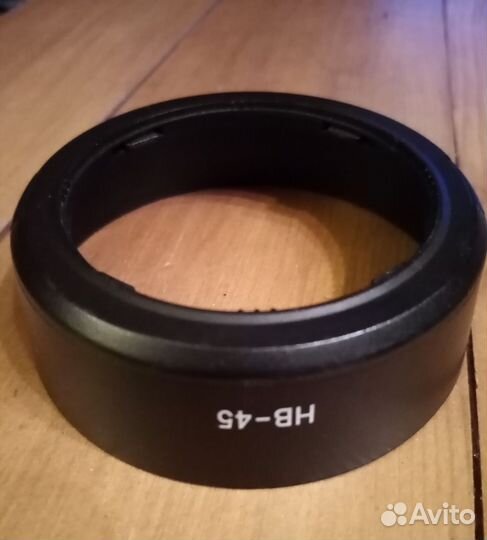 Бленда солнцезащитная для объектива