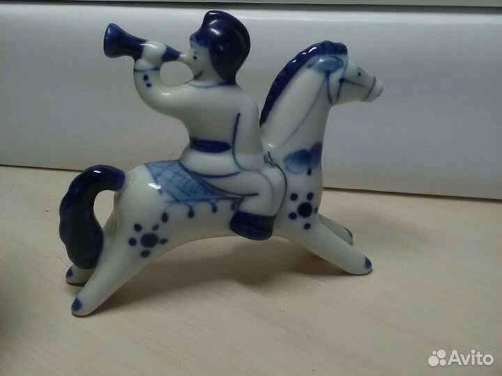 Фигурки гжель