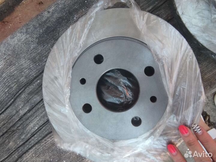 Тормозные диски новые 2110-2112, 2 шт