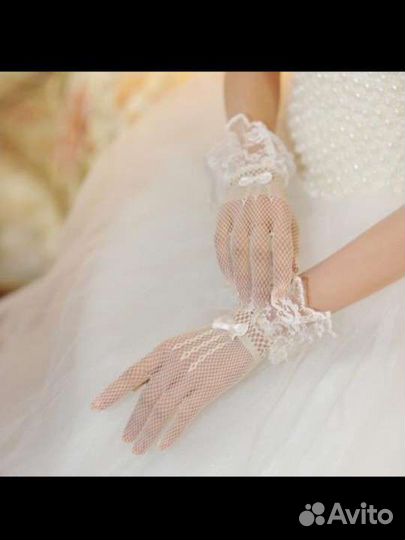 Новые белые перчатки женские