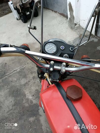 Дорожный мотоцикл