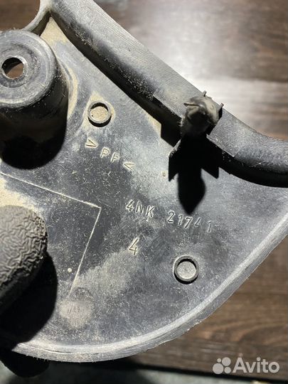 Накладка под сиденьем XVZ1300 Royal Star Classic