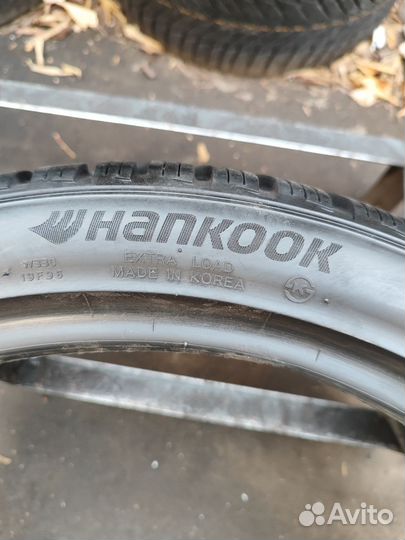 Hankook Winter I'Cept Evo 3 W330 245/40 R20 и 275/35 R20 102W