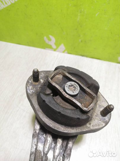 Опора кпп Ауди А4 Б7