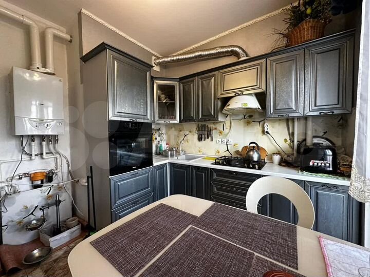 2-к. квартира, 66,4 м², 2/10 эт.