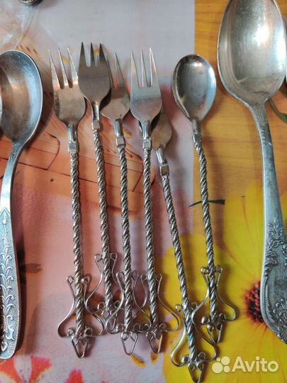 Столовые приборы
