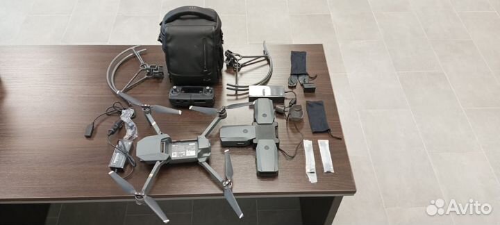 Квадрокоптер DJI Mavic 2 pro fly more combo