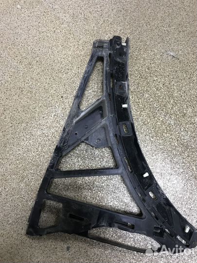 Кронштейн переднего бампера porsche cayenne 2 958